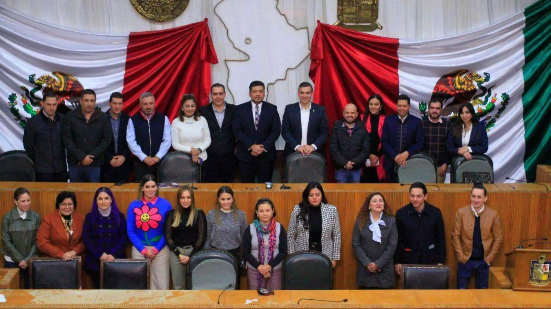 Congreso Nuevo Leon_toma protesta gobernador interino